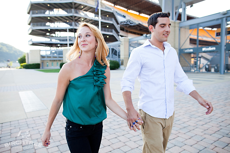 engagement photo by heinz field